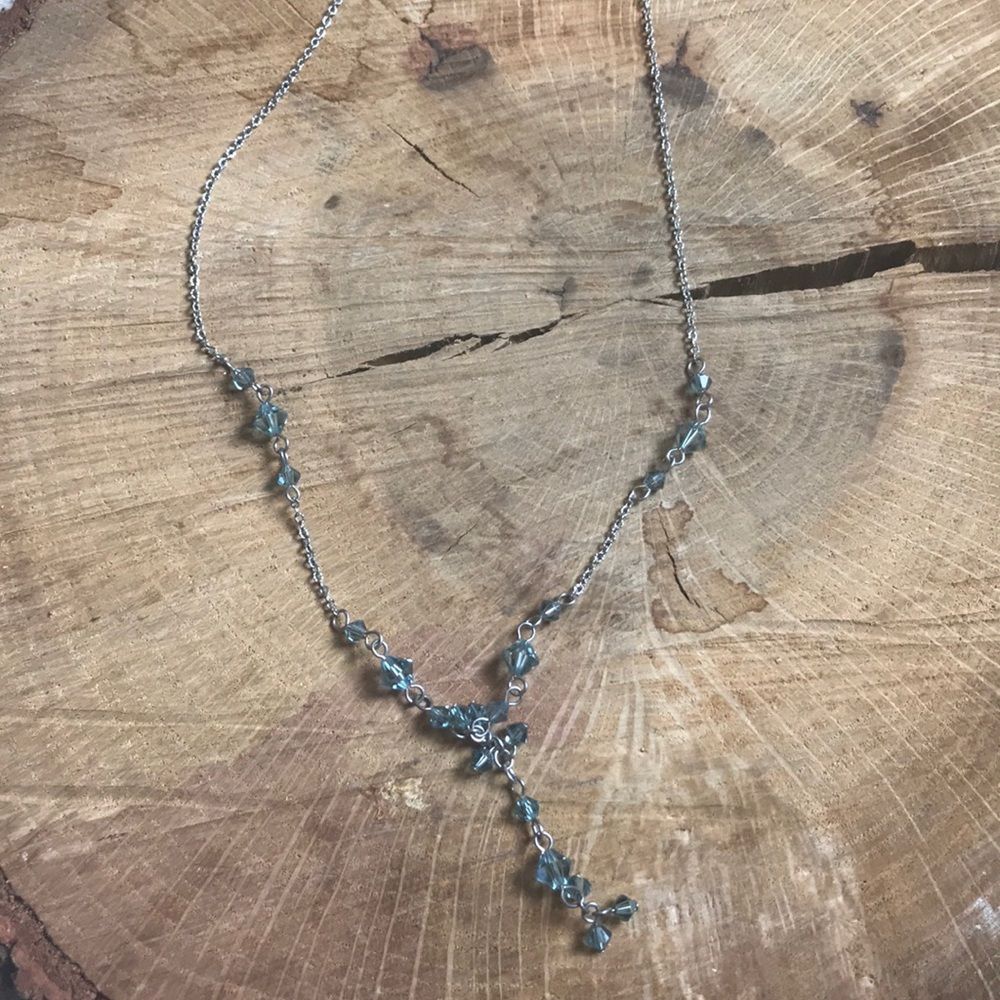 525 Crystal Drop Necklace 15$
